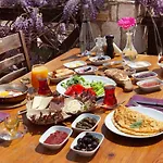 Vinifera Vineyards 4*