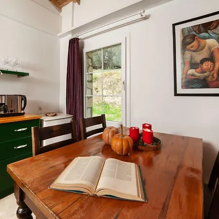 招待所 Vinifera Vineyards 4*