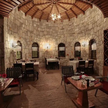 Vinifera Vineyards Σελτσούκ