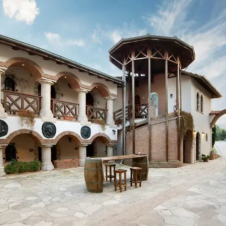 Vinifera Vineyards Σελτσούκ