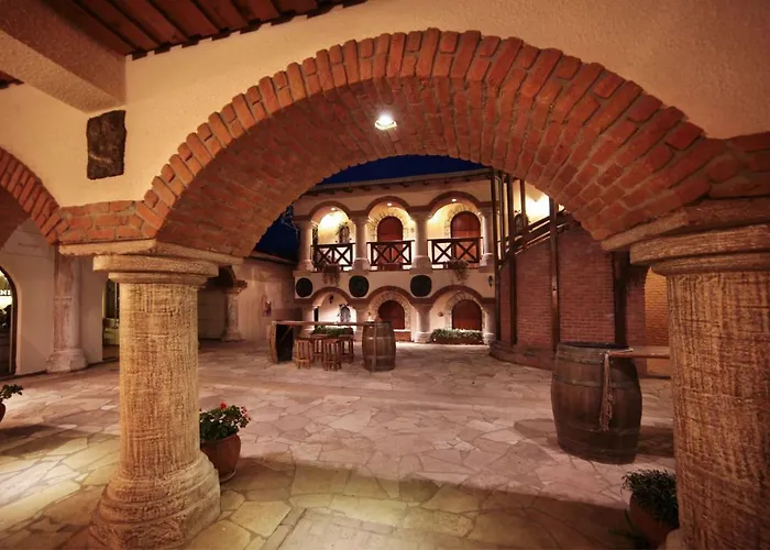 Vinifera Vineyards Maison d'hôtes 4*