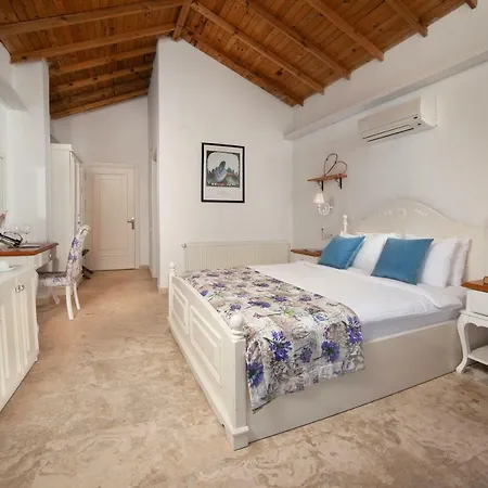 Vinifera Vineyards Pensión