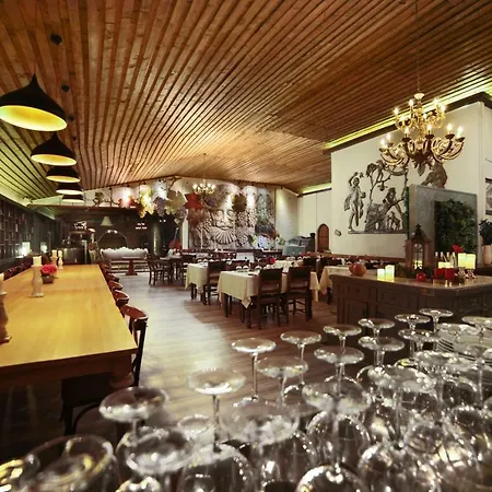 Vinifera Vineyards Pensión Selçuk