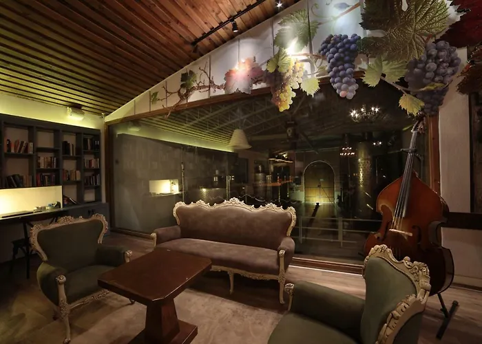 Vinifera Vineyards Casa de hóspedes 4*